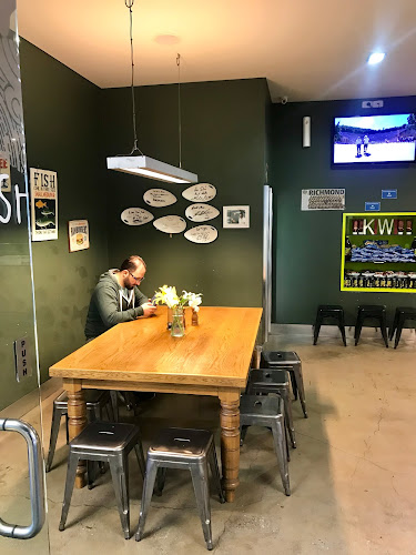 Opinii despre Kiwi Fish and Chips în East Melbourne - Hospitality and gastronomy