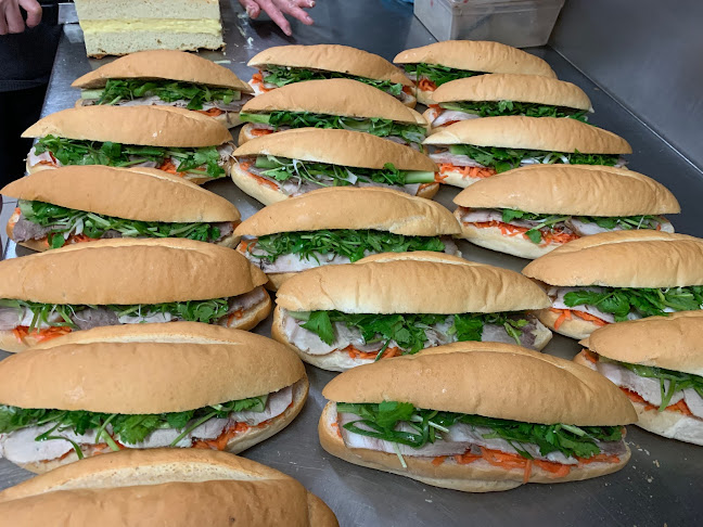 Lee's Cakes & Pastries Bakery Palm Beach - Palm Beach