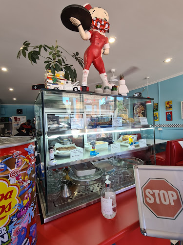 Metro Diner Taree - Hospitality and gastronomy