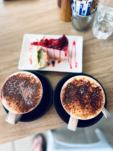 Cafe Gold Coast - Hospitality and gastronomy