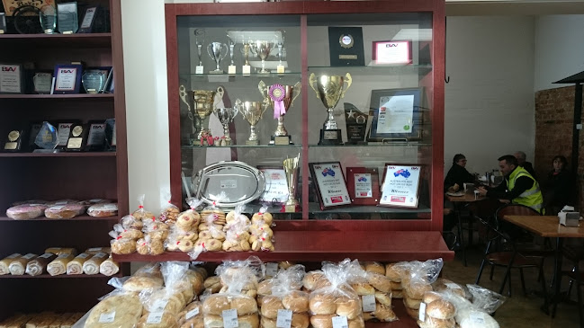 Tatura Hot Bread - Hospitality and gastronomy