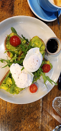 Larry's - Wagga Wagga