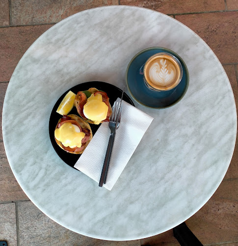 Brickhouse Cafe - Hospitality and gastronomy