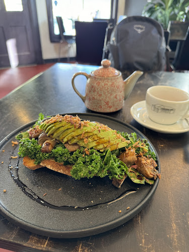The Lansdowne Cafe - West Hobart