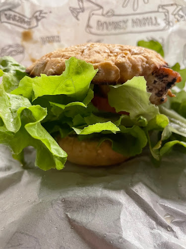 Opinii despre Mad Burger West End în West End - Hospitality and gastronomy