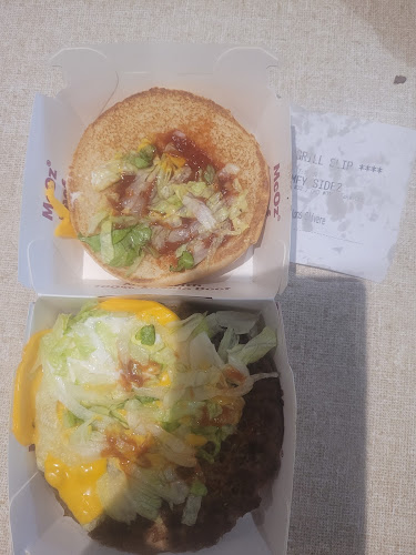 Cnr Layton Avenue &, Great Western Hwy, Blaxland NSW 2774