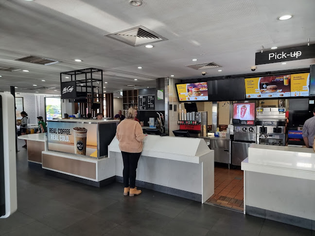 Opinii despre McDonald's Rockhampton în Rockhampton City - Hospitality and gastronomy