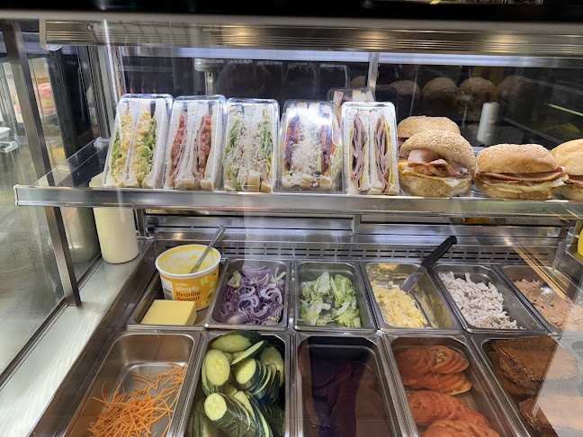 Opinii despre Continental Bake House Moorabbin în Moorabbin - Hospitality and gastronomy