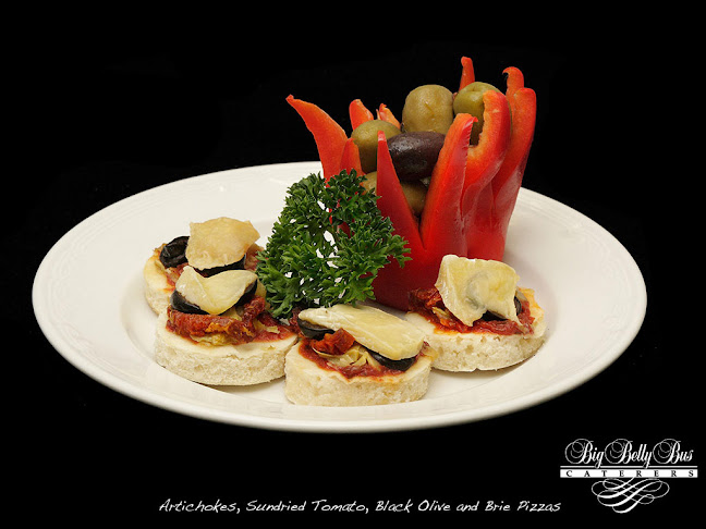 Opinii despre Big Belly Bus Catering în Maddington - Hospitality and gastronomy