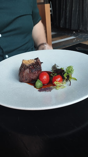 BLACK Bar & Grill - Pyrmont