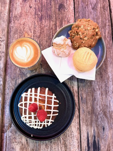 277 Nudgee Rd, Hendra QLD 4011