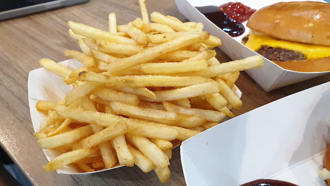 Comentarii opinii despre Classic Burger Yagoona