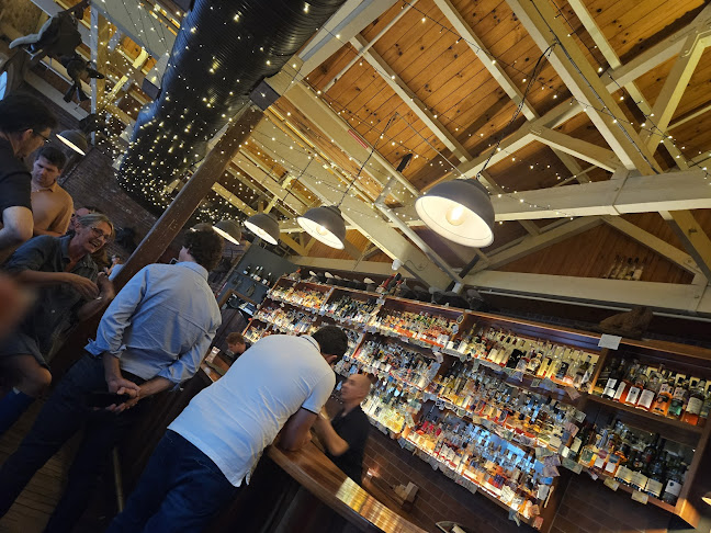 Frog's Hollow Saloon - Brisbane City