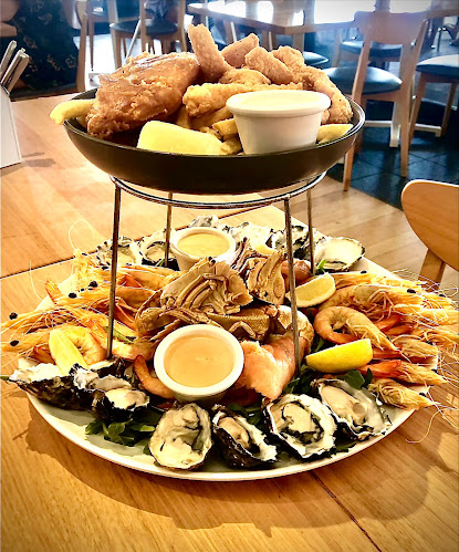 Comentarii opinii despre Kawana Waters Hotel