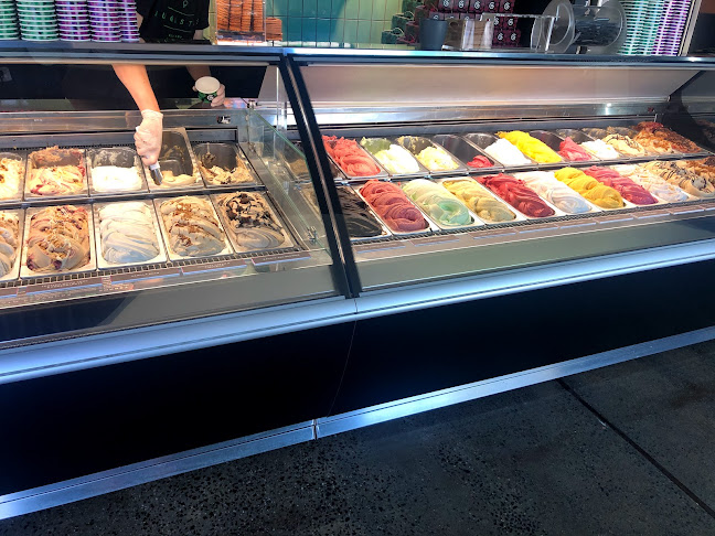 226 Bluff Rd, Sandringham VIC 3191