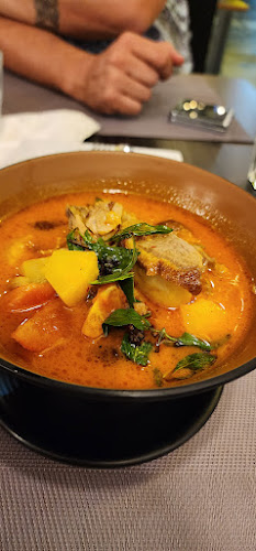 46 Goondoon St, Gladstone Central QLD 4680