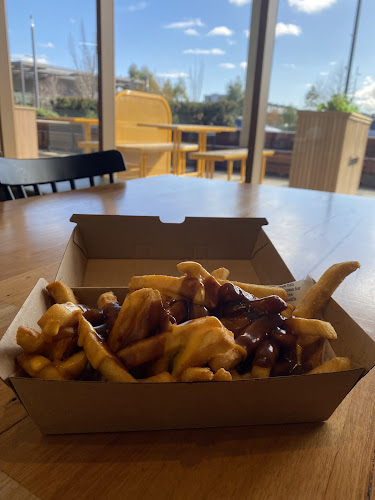 Comentarii opinii despre Burger Love Woodlea