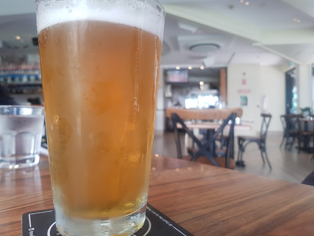 Comentarii opinii despre The Cavill Hotel