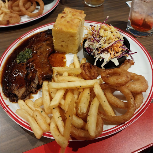 Comentarii opinii despre Eaton Tavern