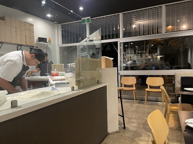 10 Wongabel St, Kenmore QLD 4069