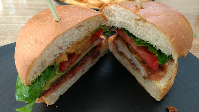 Comentarii opinii despre Burger Inc