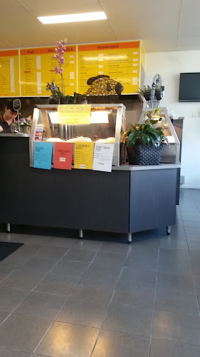 Gippy Fish N Chips - Hospitality and gastronomy