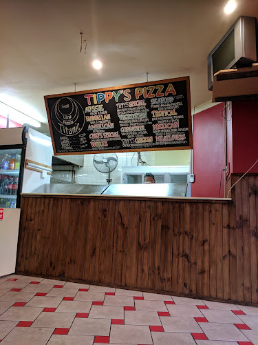 Tippy's Pizza - Hospitality and gastronomy