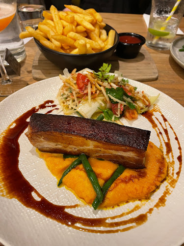 Comentarii opinii despre The Grovedale Hotel