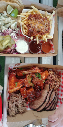 Comentarii opinii despre Armstrong Barbecue