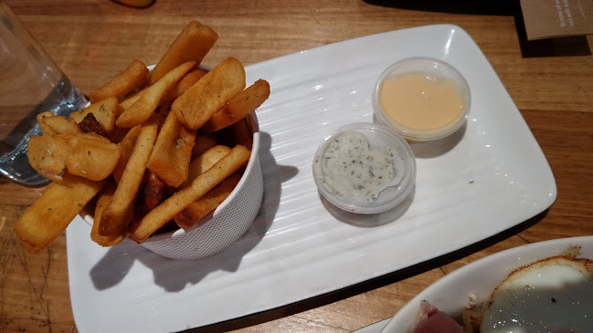 Grill'd South Bank - Hospitality and gastronomy