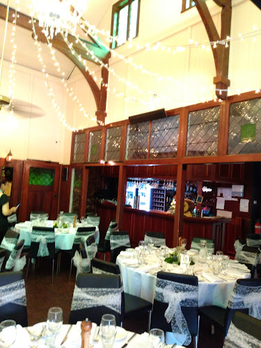 Utopia @ Waterfall Gully - Hospitality and gastronomy