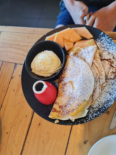 Comentarii opinii despre All Things Nice Bakery and Cafe