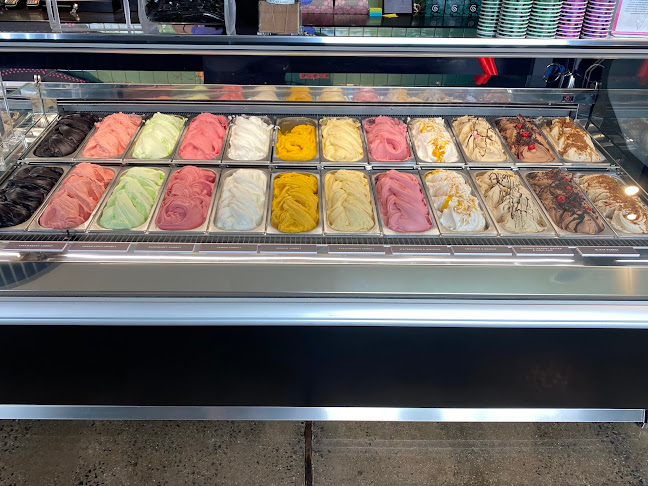 Augustus Gelatery - Sandringham