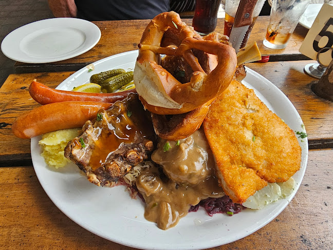 35 Mount Barker Rd, Hahndorf SA 5245