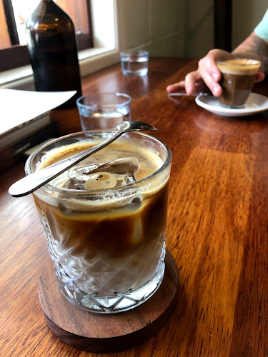 Elwood Cafe Burringbar - Hospitality and gastronomy