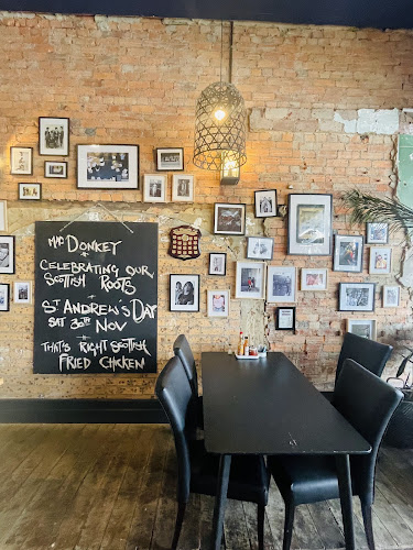 Opinii despre Donkey Fried Chicken, Kyneton în Kyneton - Hospitality and gastronomy