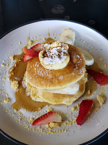 38 Abbott St, Cairns City QLD 4870