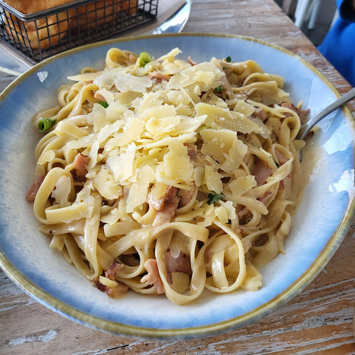 Comentarii opinii despre The Surfers Paradise Beach Cafe