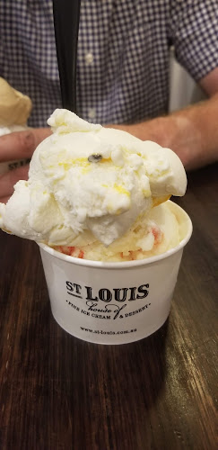 Comentarii opinii despre St Louis House of Fine Ice Cream and Desserts