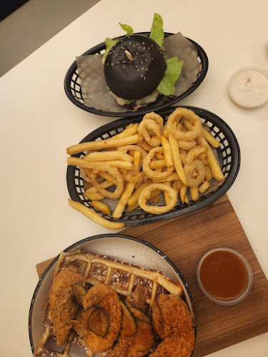 L'Burger Casual Restaurant