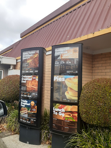 Golden Nugget Bakery