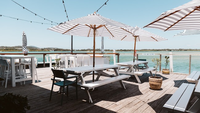 Thirty Three Degrees - Tuncurry