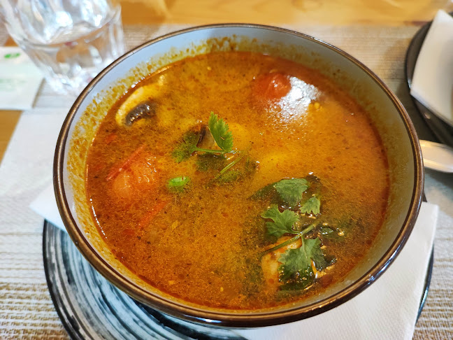 Shop13/156/158 Spring St, Middle Ridge QLD 4350