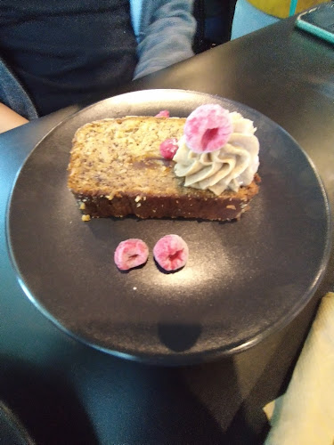 Opinii despre Sweet Bones Bakery and Cafe Braddon în Braddon - Hospitality and gastronomy