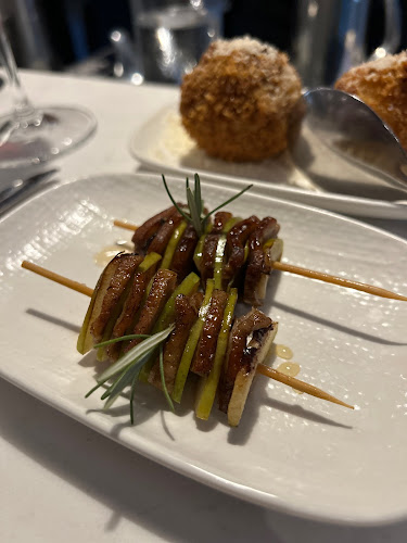 Comentarii opinii despre Elementi Restaurant