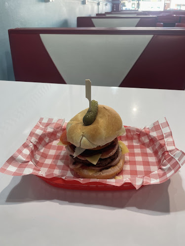 Comentarii opinii despre Metro Diner Taree