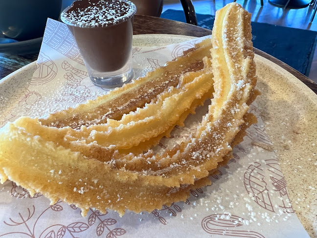 Opinii despre St Louis House of Fine Ice Cream and Desserts în North Adelaide - Hospitality and gastronomy