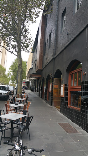 Comentarii opinii despre The Crafty Squire