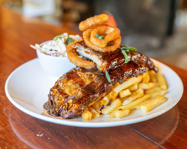 Last Drop Elizabethan - Hospitality and gastronomy