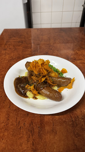 Comentarii opinii despre 43 Below Bar & Restaurant